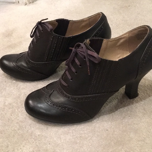 Dark brown heeled oxfords - Picture 3 of 6